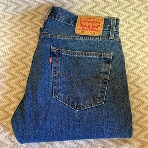 Levi’s 505 W-32 L-34